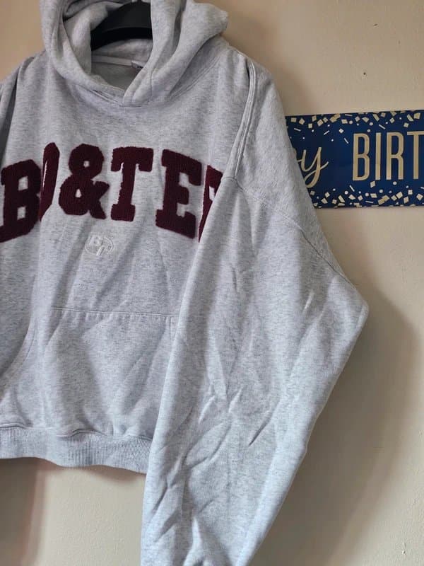 Bo+Tee Bo and tee hoodie Size S/M