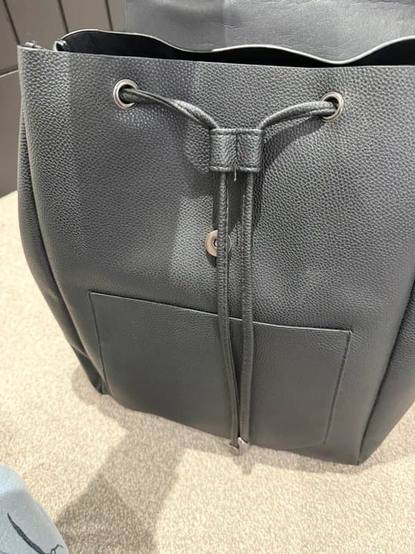 New Look Black faux leather rucksack