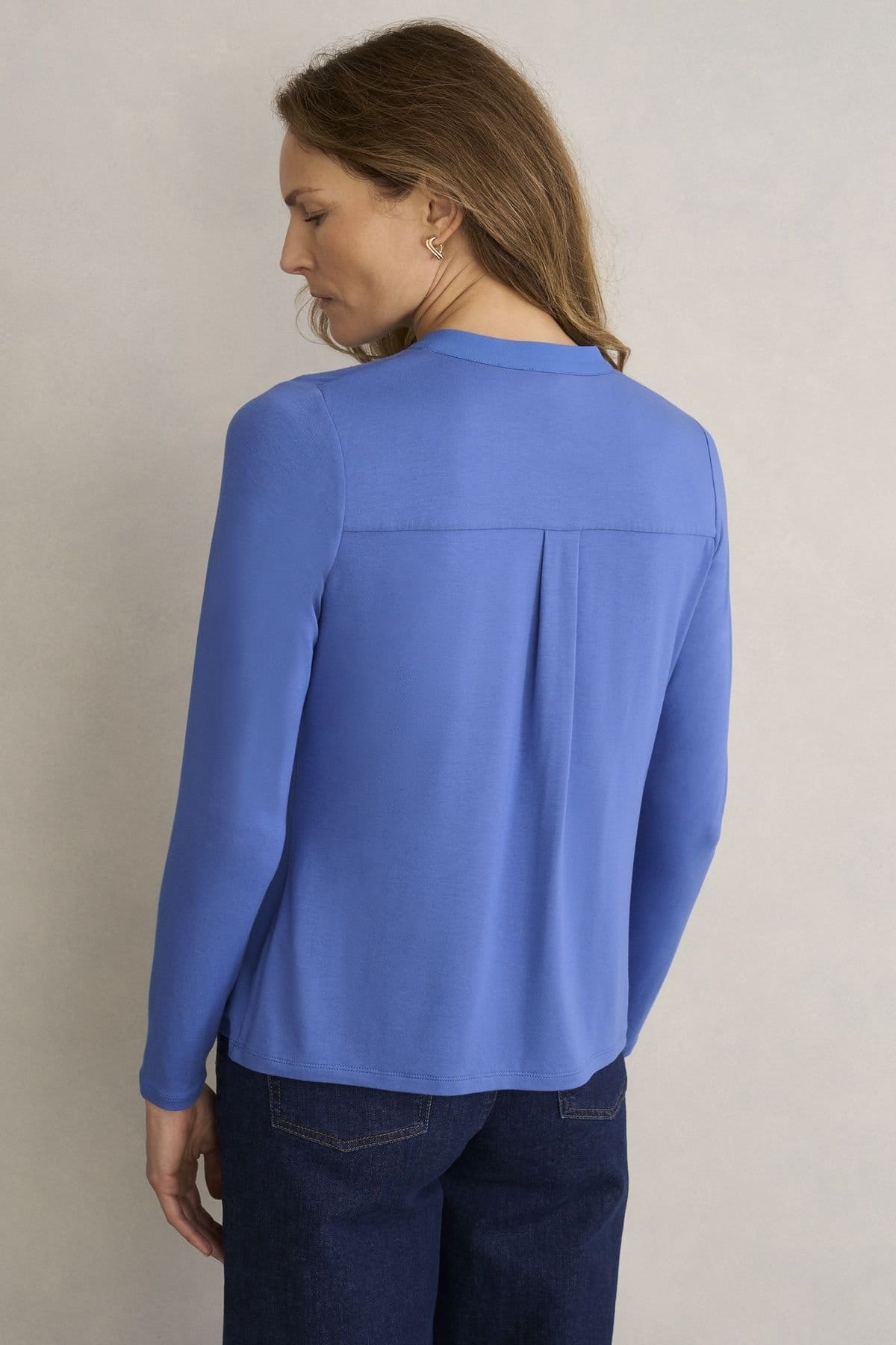 Hobbs London Hobbs London Women's Tiana Long Sleeve Pleated Blouse in Bright Blue - 4