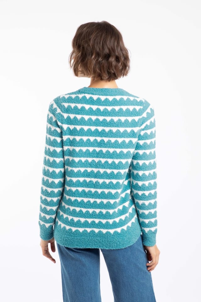 Weird Fish Weird Fish Women's Tyla Cosy Knit Scalloped Jumper in Aqua - 3