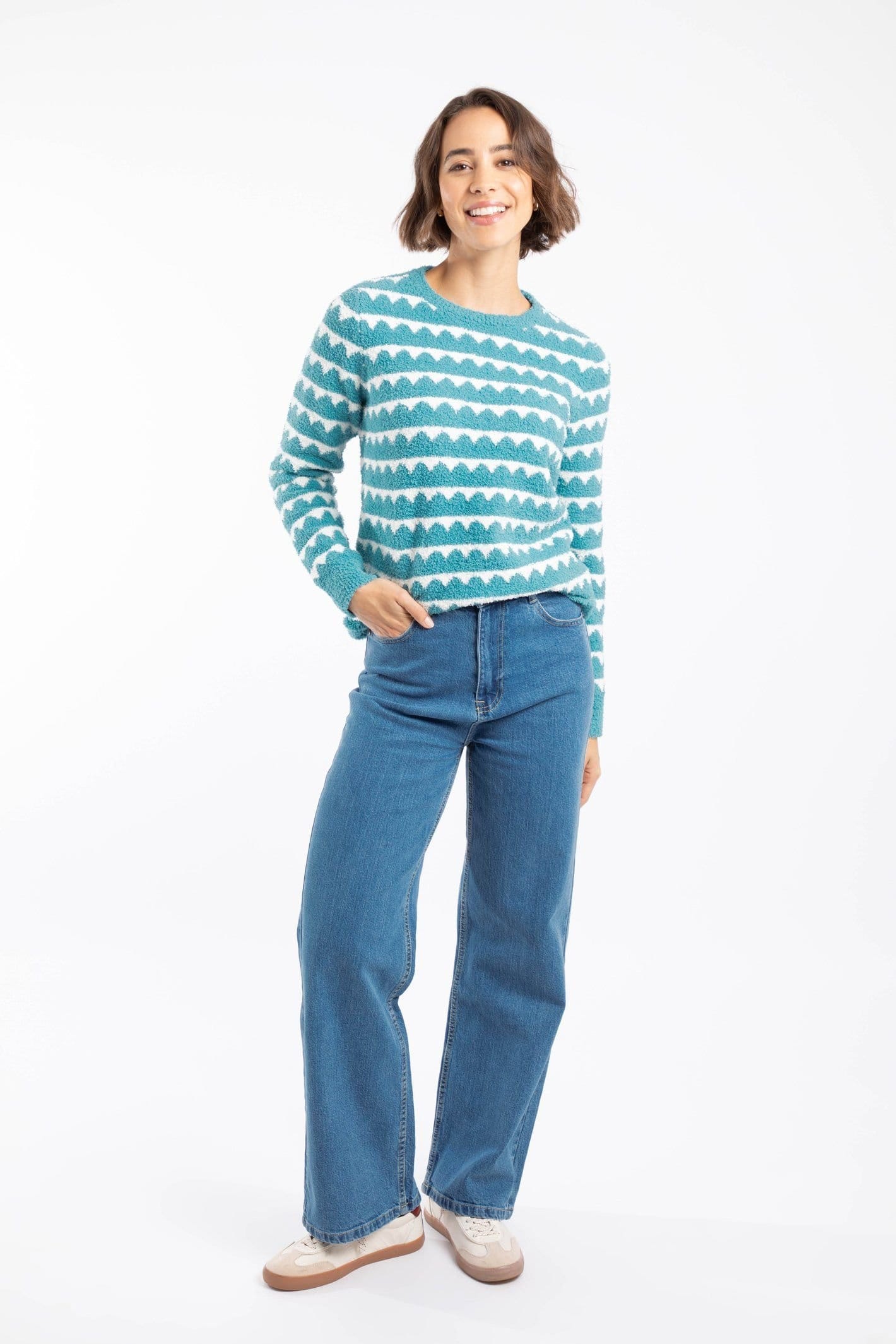 Weird Fish Weird Fish Women's Tyla Cosy Knit Scalloped Jumper in Aqua - 4