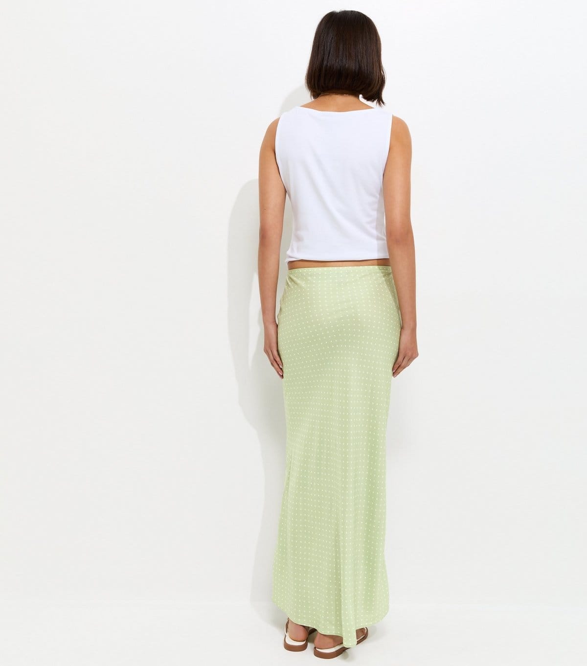New Look Women's Green Spot Print Bias Cut Midi Skirt New Look - 4