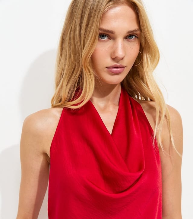 New Look Women's Red Cowl Neck Satin Halter Top New Look - 2