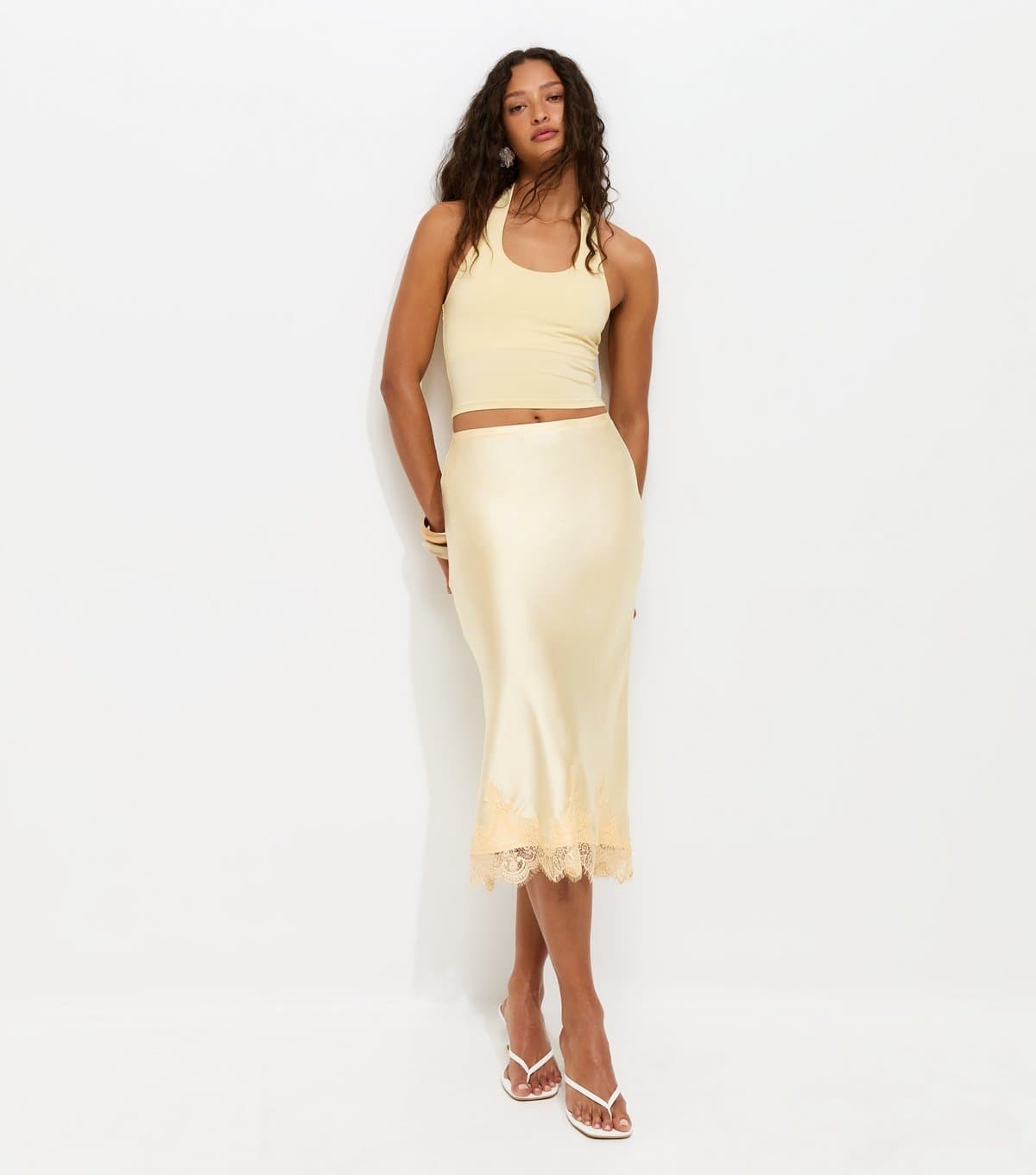 New Look Women's Light Yellow Satin Scalloped Lace Hem Midi Skirt New Look