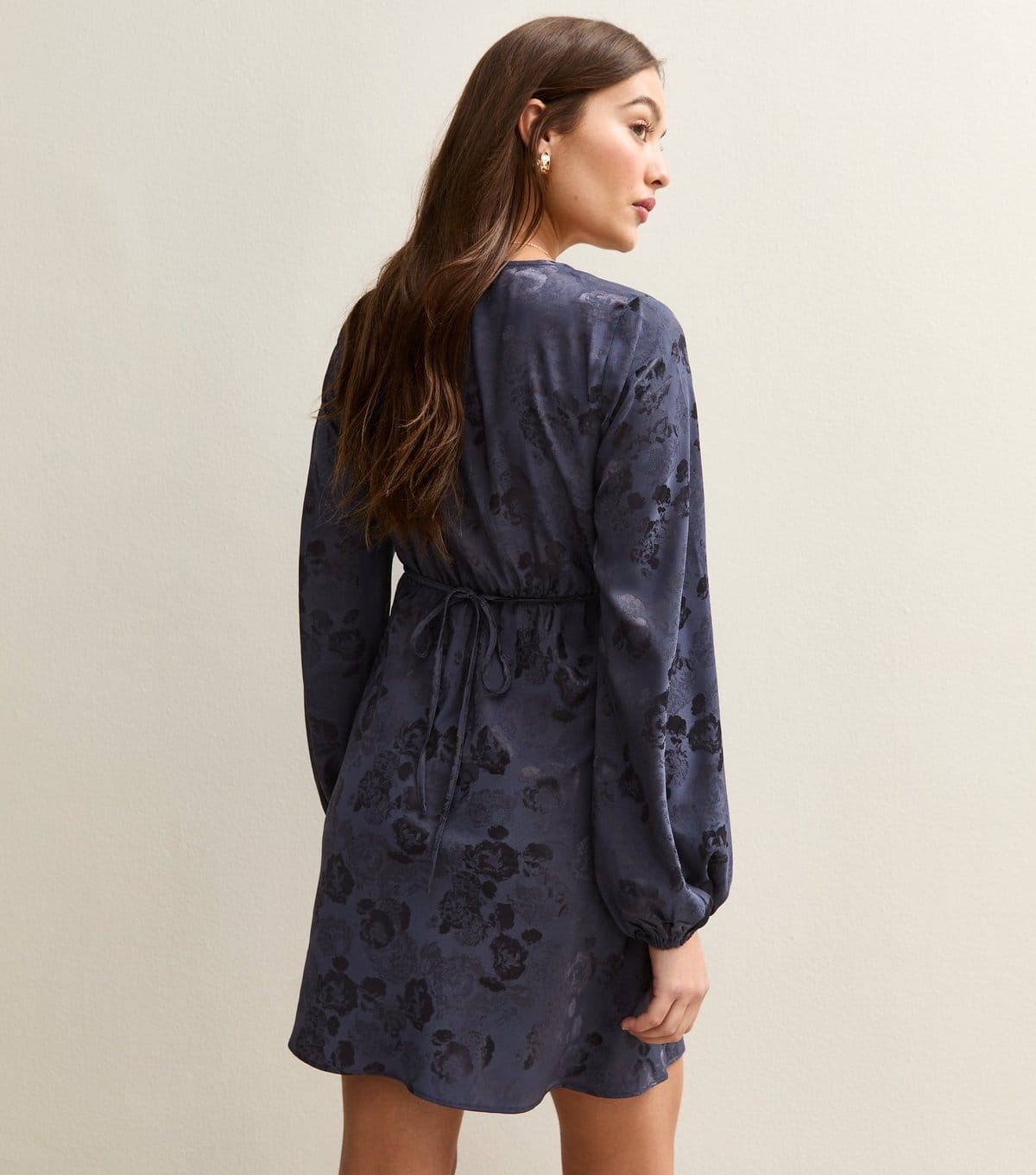 New Look Women's Navy Floral Jacquard V-Neck Mini Dress New Look - 4