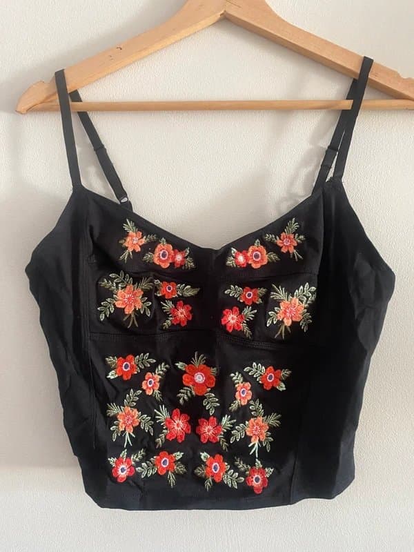 New Look New Look summer embroidered stretchy spaghetti crop top size 14