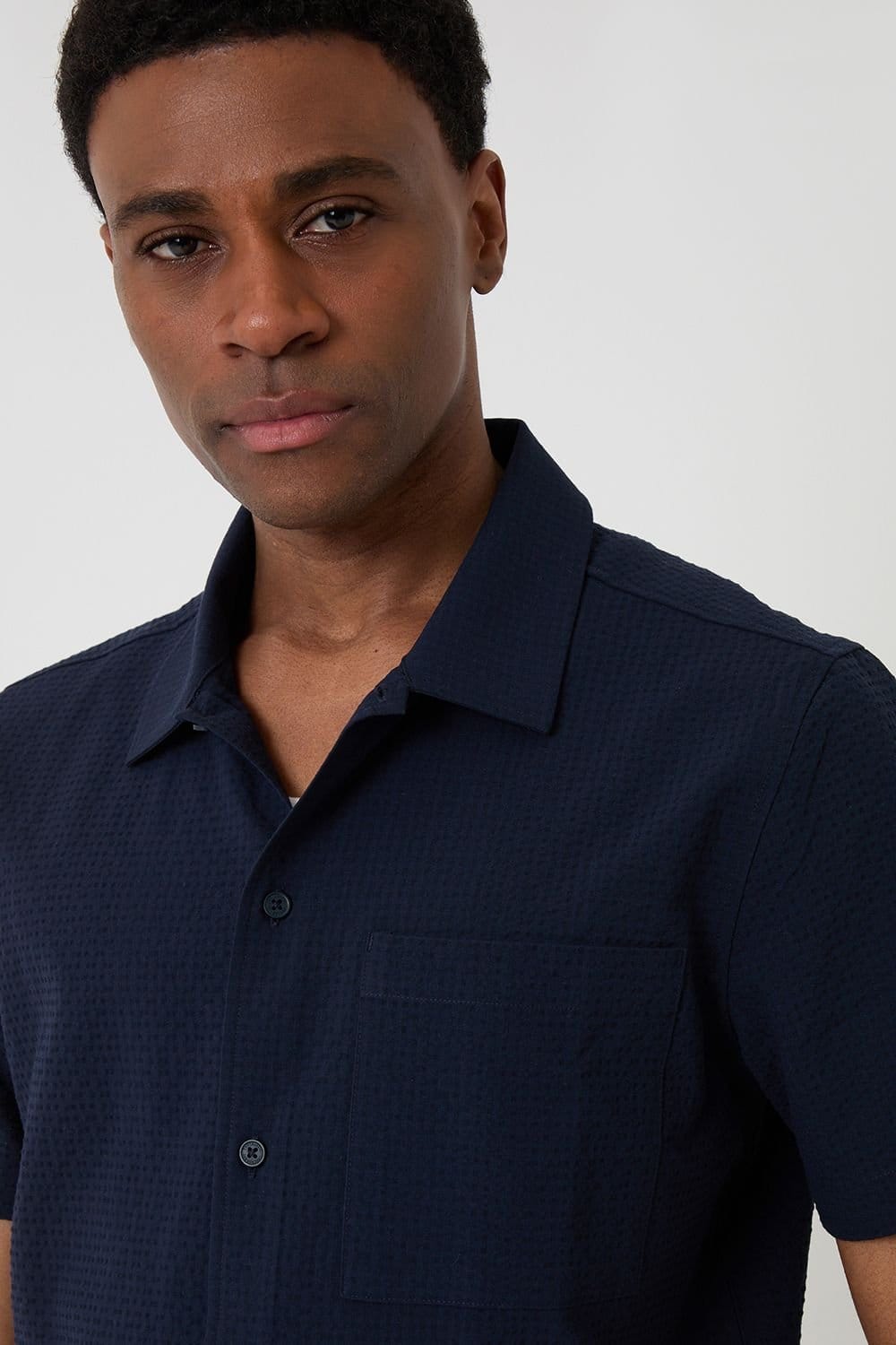 Threadbare Threadbare Men's Boxy Fit Textured Short Sleeve Shirt in Navy - 4