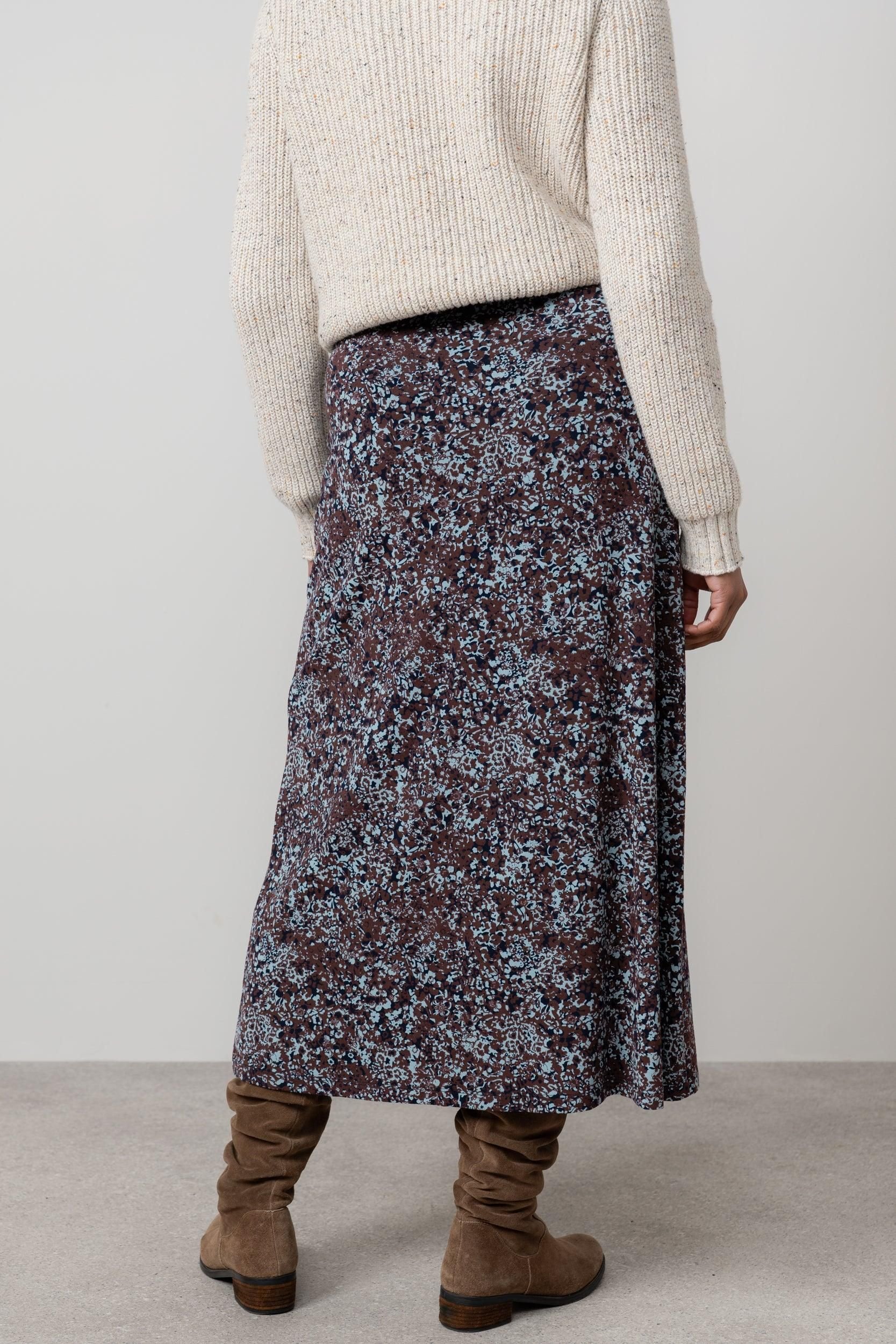 Lily & Me Lily & Me Women's Lauren Floral print Jersey Midi Skirt with Elasticated back waist in Chocolate - 4