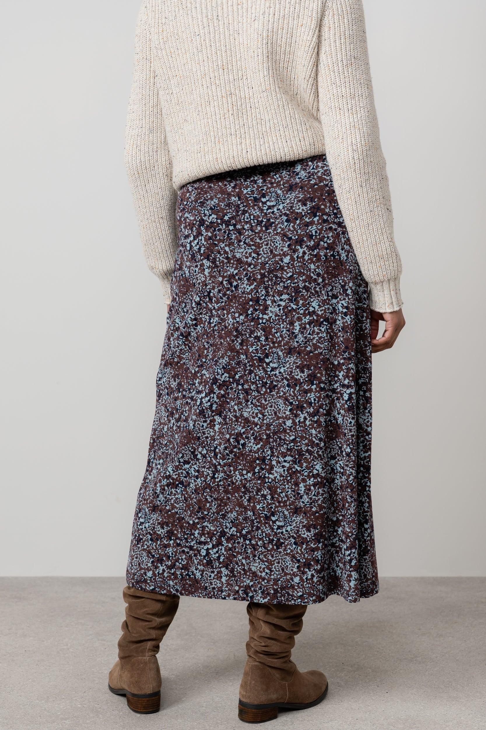 Lily & Me Lily & Me Women's Lauren Floral print Jersey Midi Skirt with Elasticated back waist in Chocolate - 4