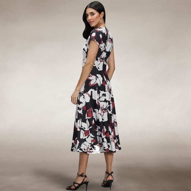 Hot Squash Hot Squash Women's A Line Midi Dress with Cap Sleeves in Black - 3