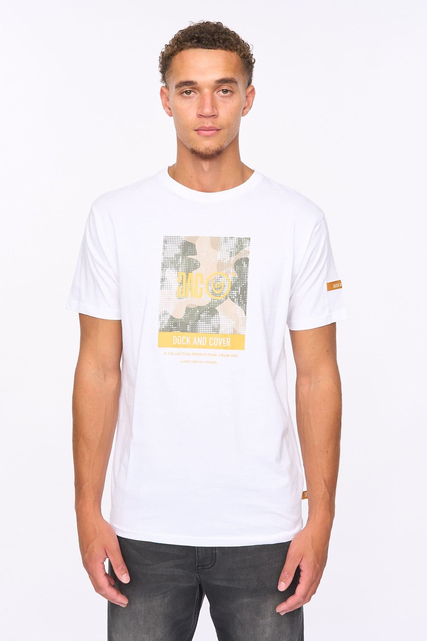 Duck&Cover Duck&Cover Men's Camostack T-Shirt in White