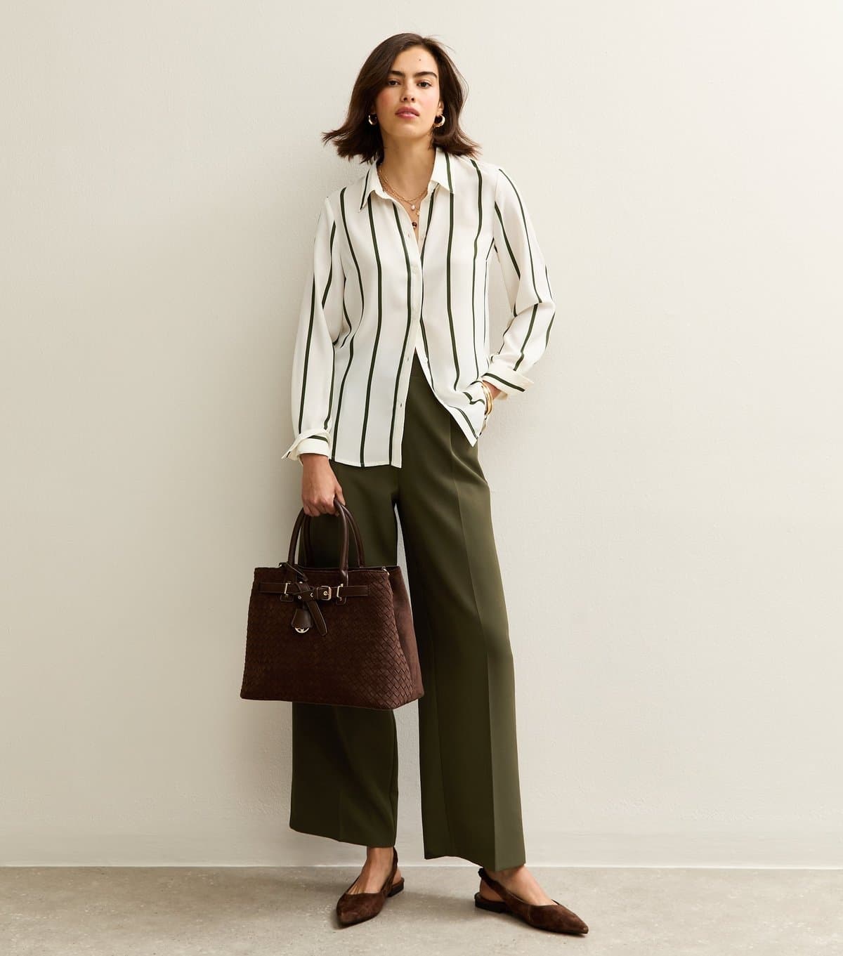 New Look Women's Khaki Pull On Wide Leg Trousers New Look