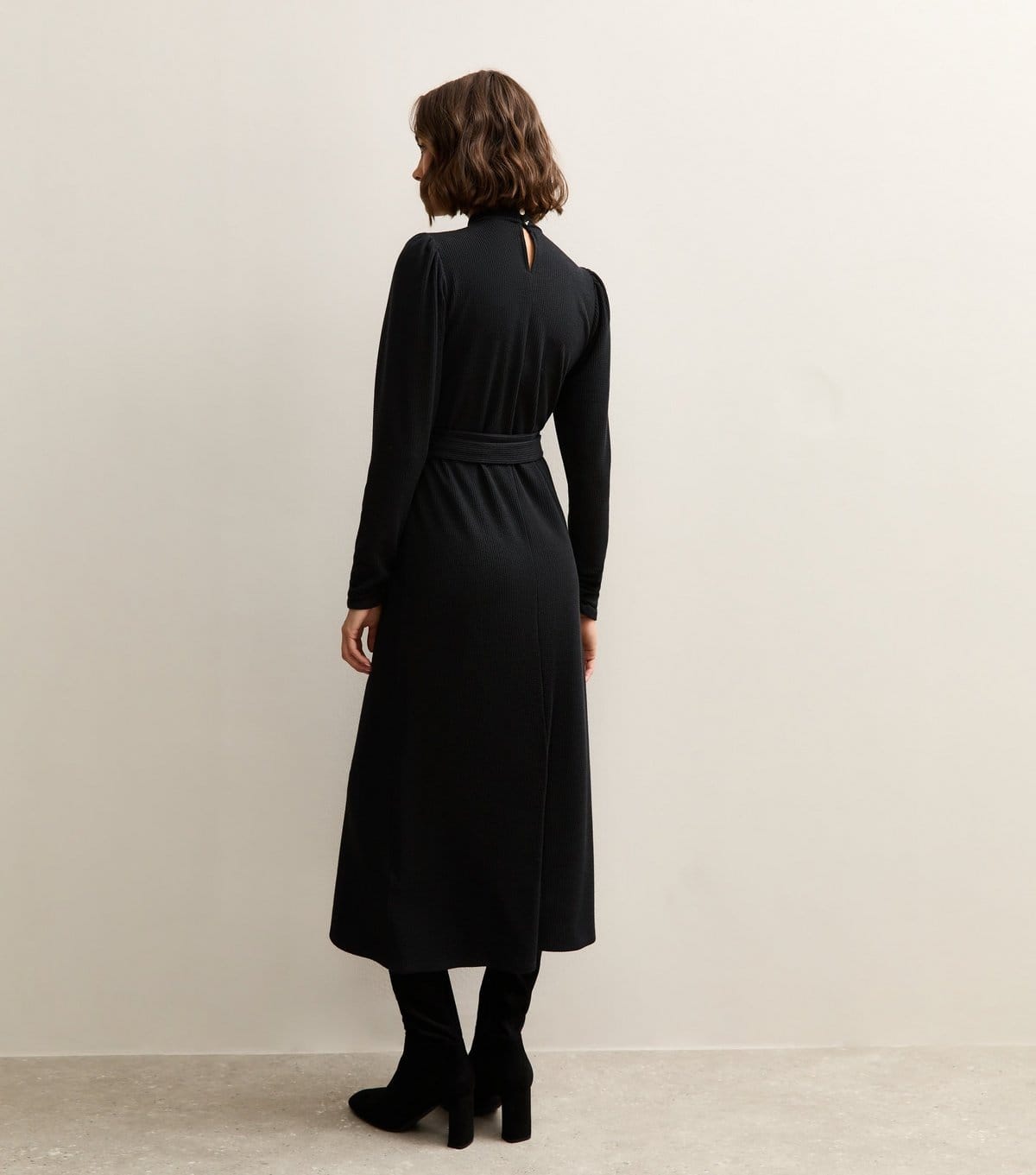 New Look Women's Black Crinkled High Neck Midi Dress New Look - 4