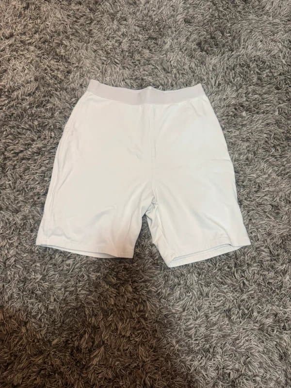 Oh Polly Oh Polly ivory fitted  shorts