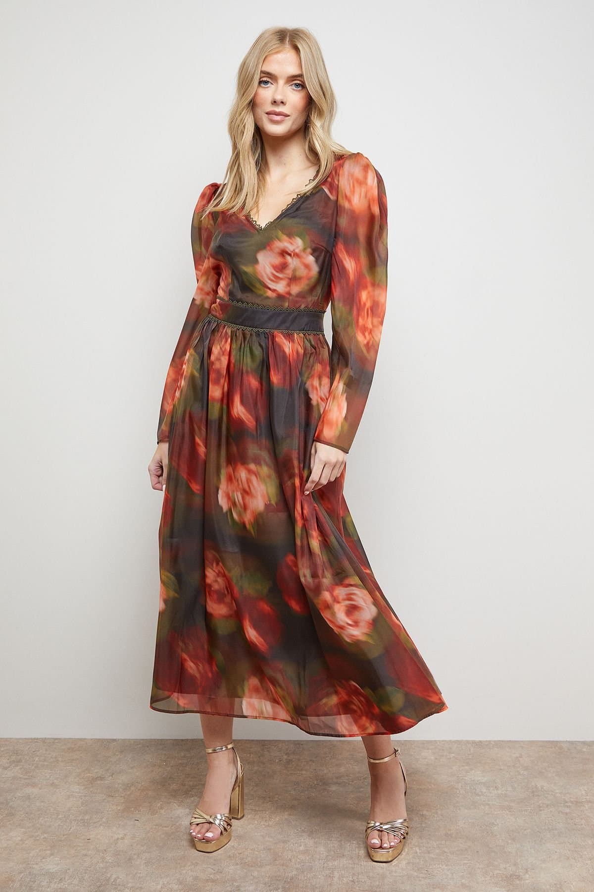 Oasis Oasis Women's V Neck Open Back Long Sleeve Midi Dress in Floral