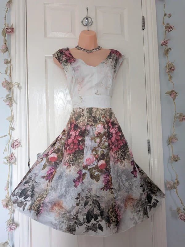 Phase Eight 🤍 Phase Eight Jasmin Cotton Floral Fit & Flare Beautiful Dress Size 14 🤍