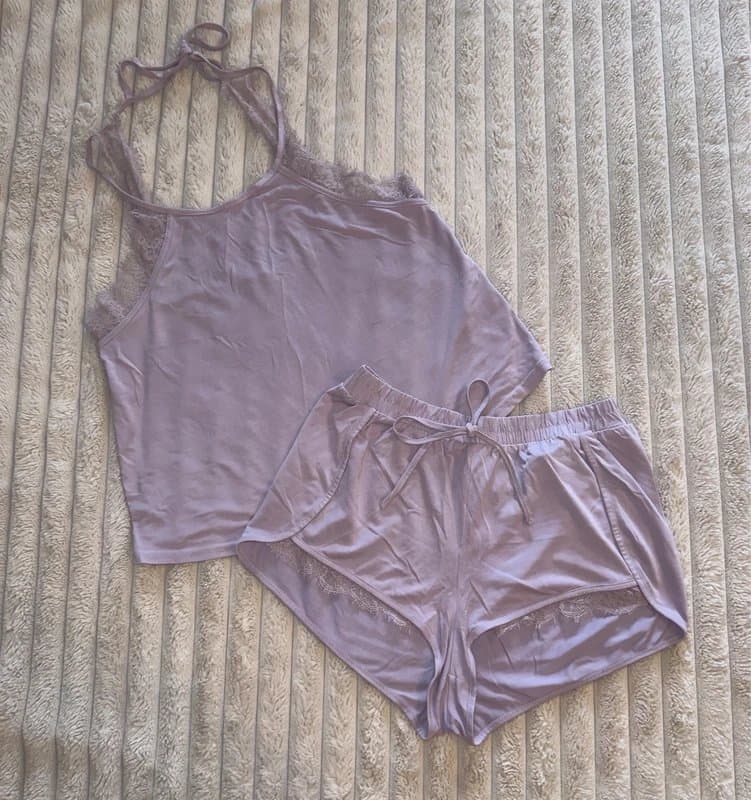 New Look Lilac lace pj set