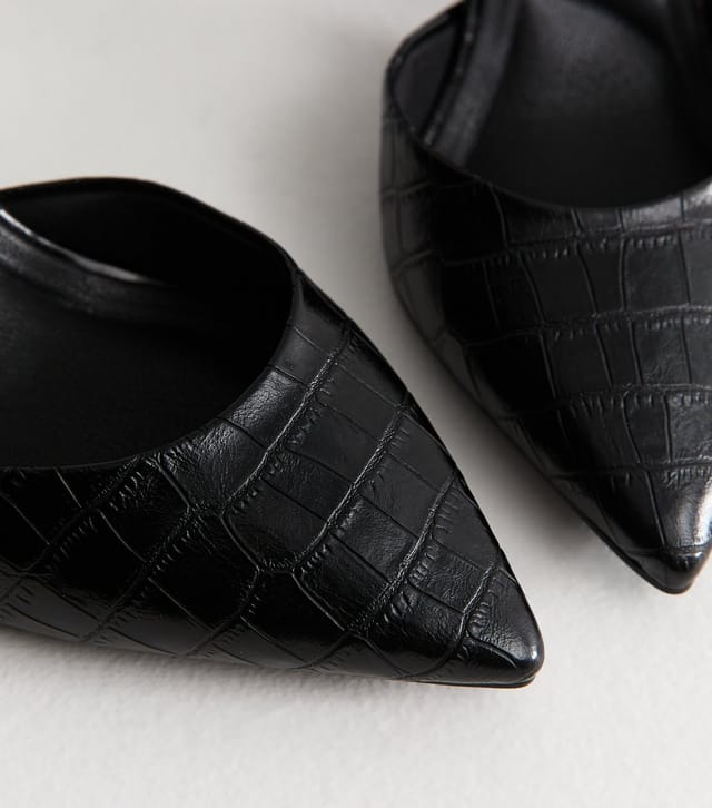 New Look Women's Wide Fit Black Crocodile Faux Leather Buckle Strap Pumps Vegan New Look - 3