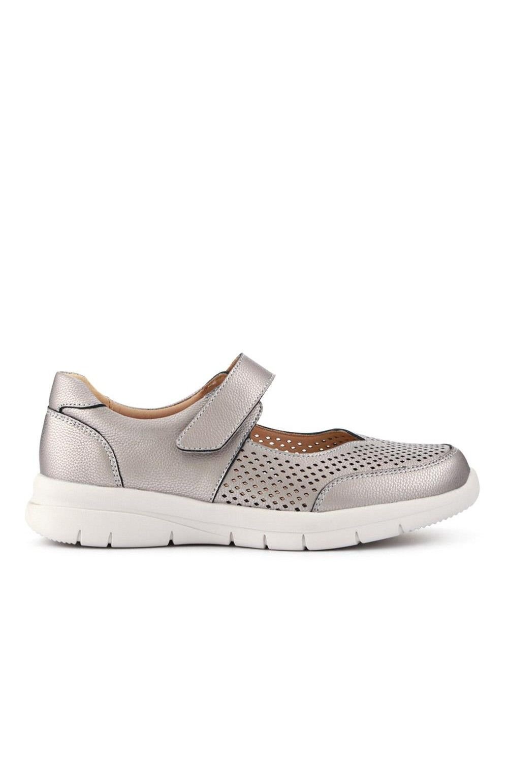 Pavers Pavers Women's Wide Fit Chunky Leather Mary Janes in Metallics - 2