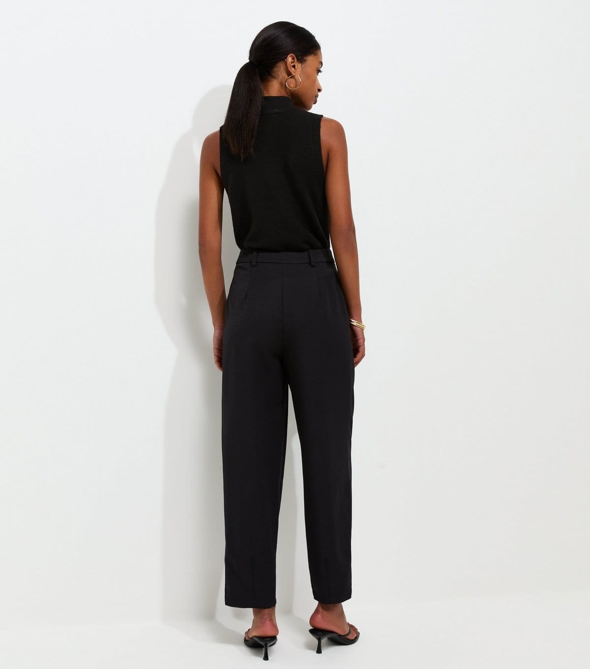 New Look Women's Black Tailored Tapered Leg trousers New Look - 4