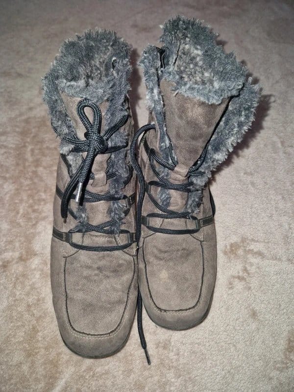 ara munchen Size 5 goretex ara munchen lace up boots with warm lining - 1