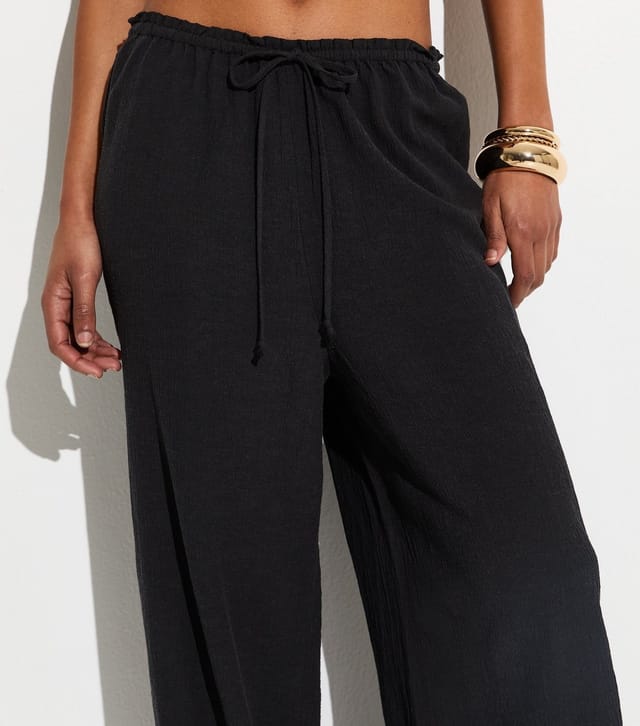 New Look Women's Black Crinkled Wide Leg Beach Trousers New Look - 3
