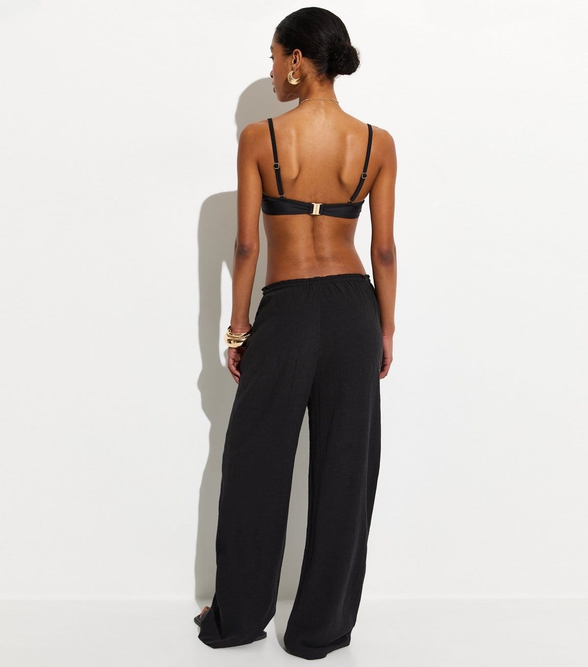New Look Women's Black Crinkled Wide Leg Beach Trousers New Look - 4