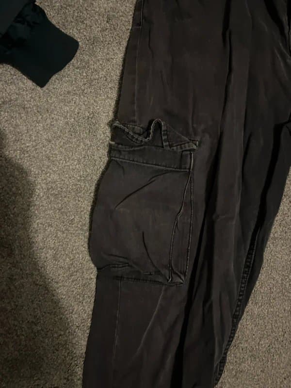 Bershka Grey straight leg cargo pants (unisex)