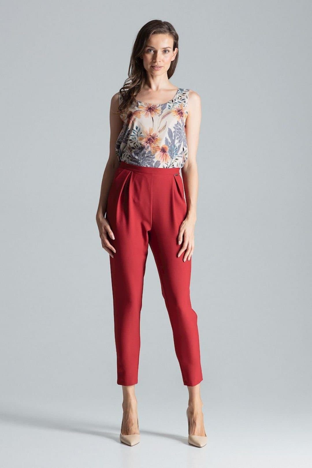 Love Lace Love Lace Women's Classic Pleated Trousers with Side Zip in Red