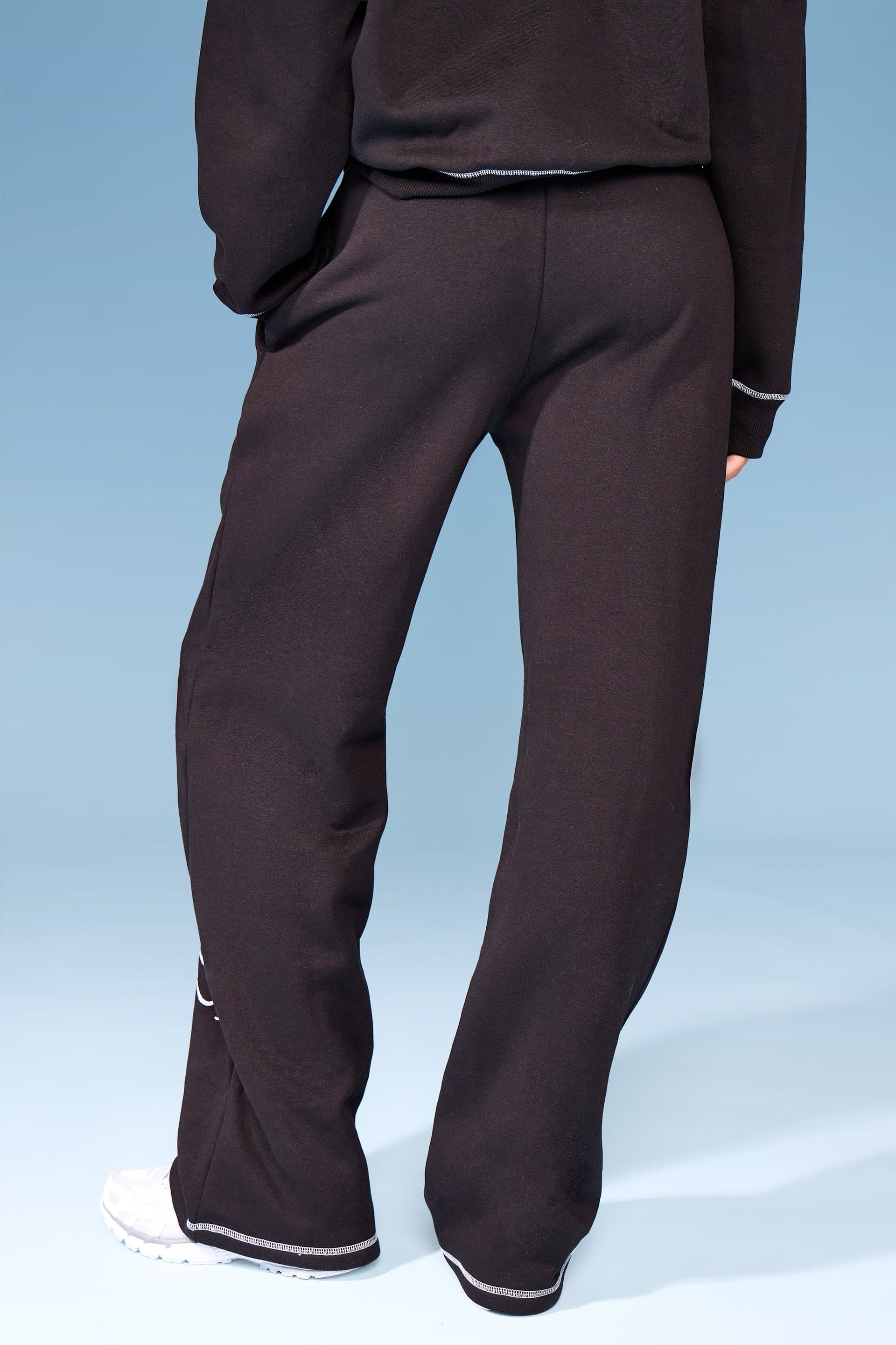 Kaiia Kaiia Side Slogan Contrast Stitch Wide Leg Joggers Black & White - 4