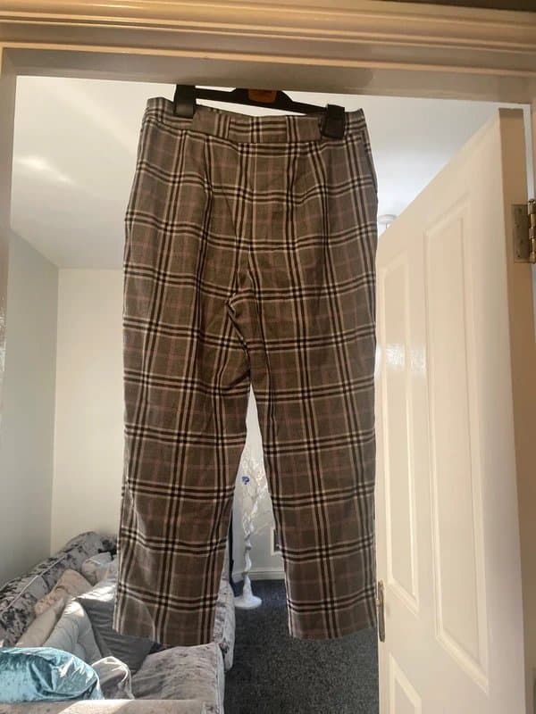 ASOS ASOS Grey check and pink three quarter trousers with pockets