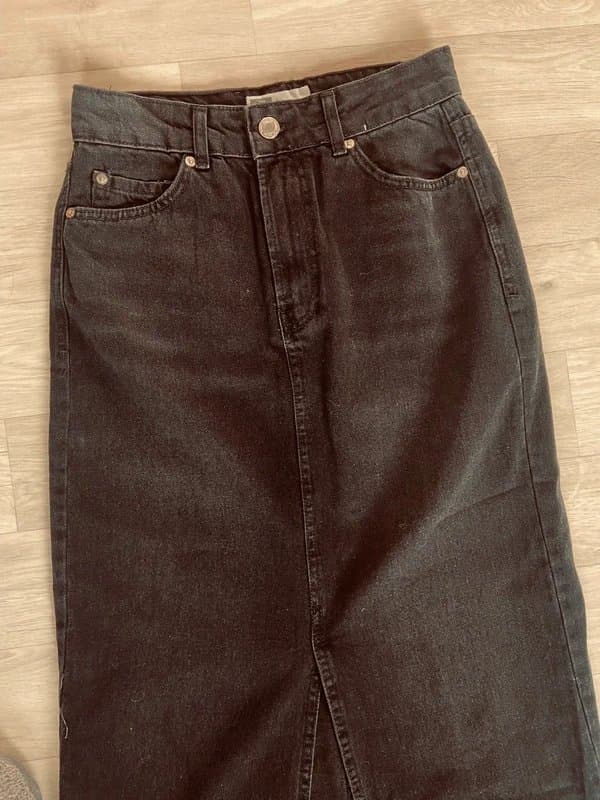 Bershka Bershka black denim raw hem front split midi skirt UK6