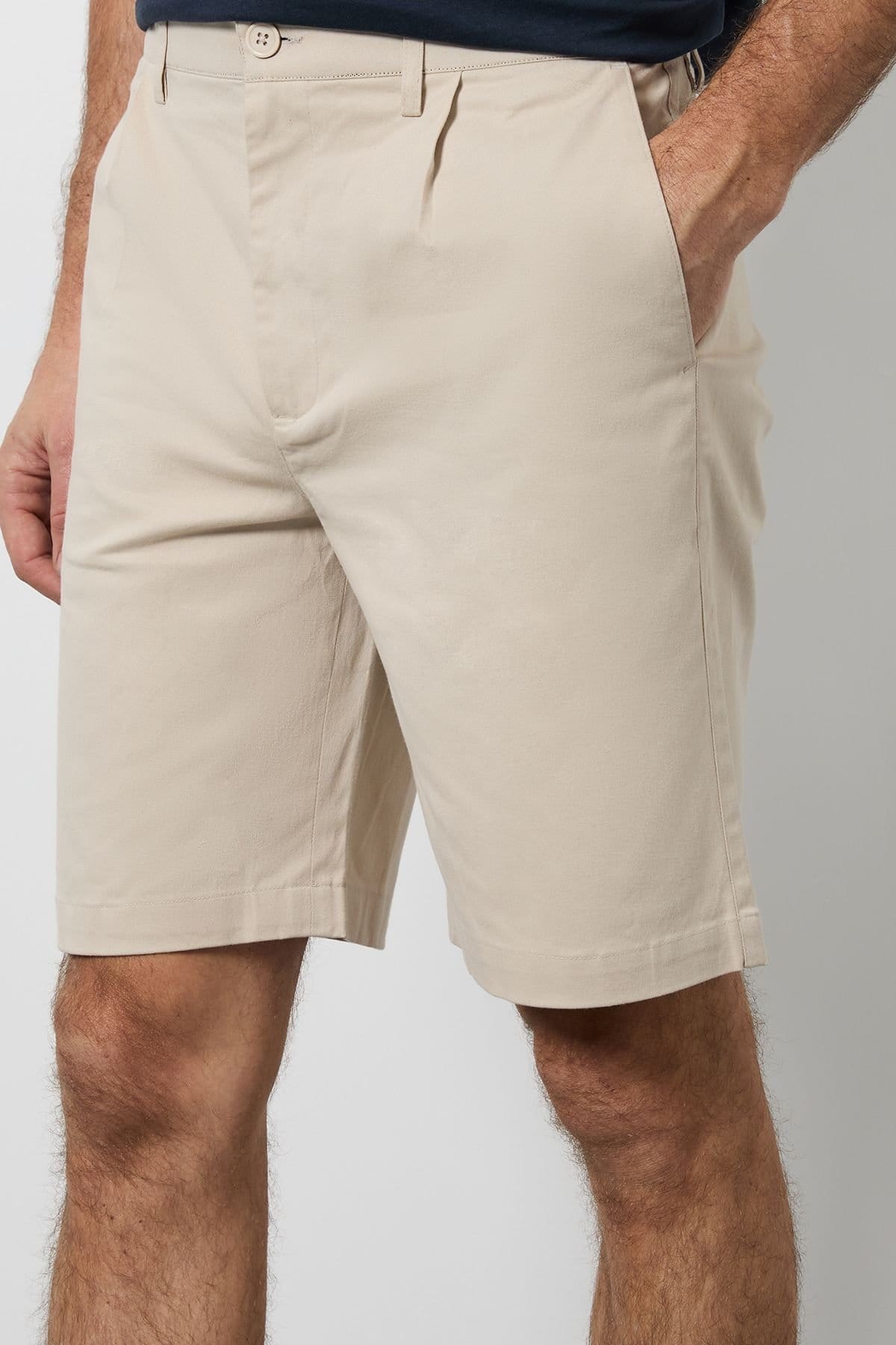 Burton Burton Men's Beige Pleat Front Smart Chino Shorts - 4