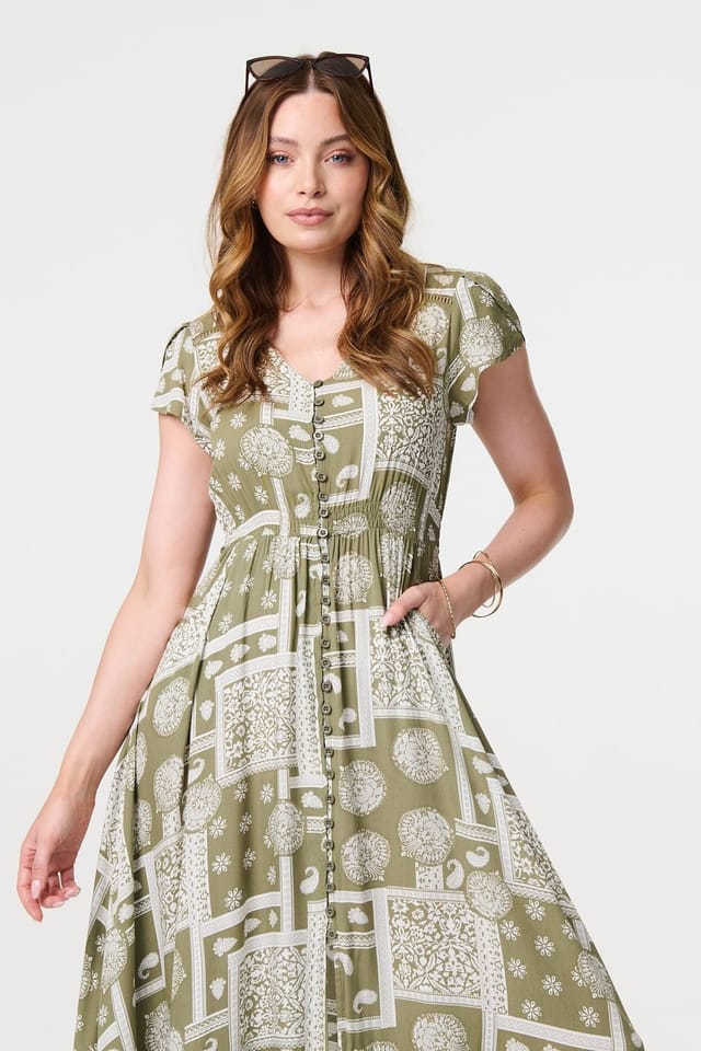Izabel London Izabel London Women's Printed V-Neck Cap Sleeve Maxi Dress in Green - 2