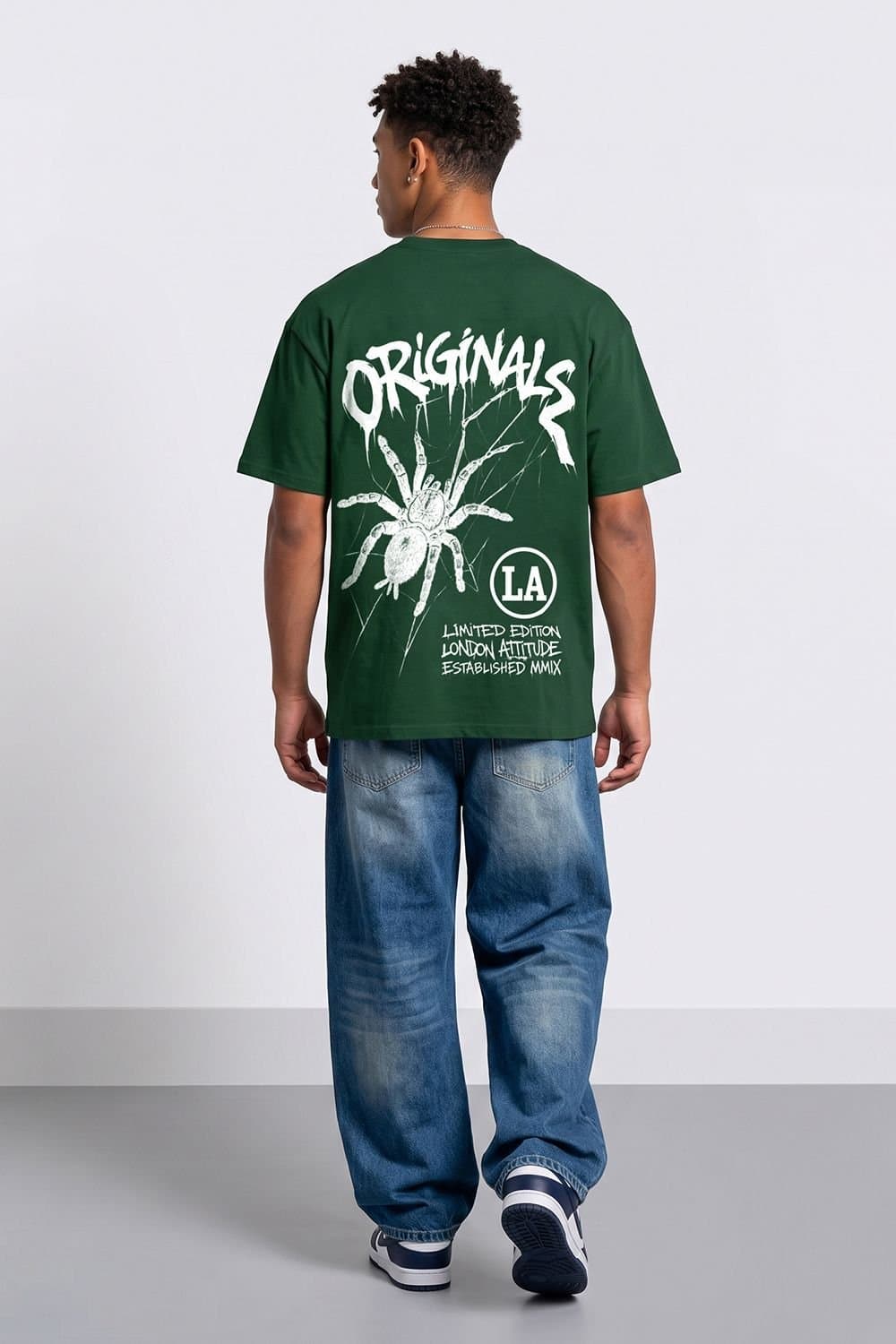 LONDON ATTITUDE LONDON ATTITUDE Men's Originals Oversized Heavyweight Spider Graphic T-Shirt in Green