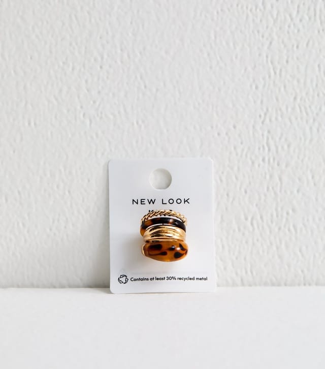 New Look Pack of 4 Gold Tone Chunky Resin Rings New Look - 3