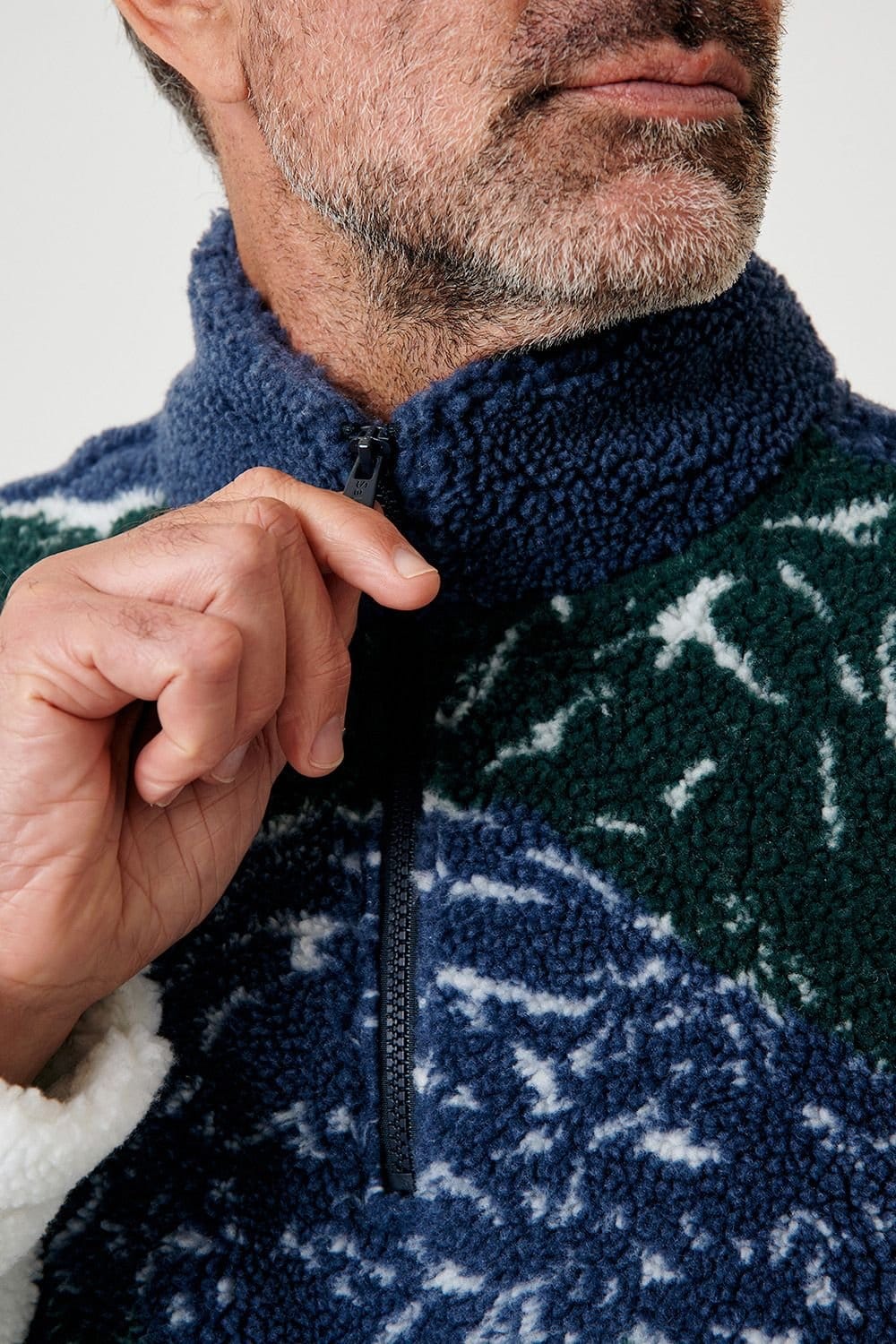 Saltwell Saltwell Men's Printed Borg Quarter Zip in Cream - 4