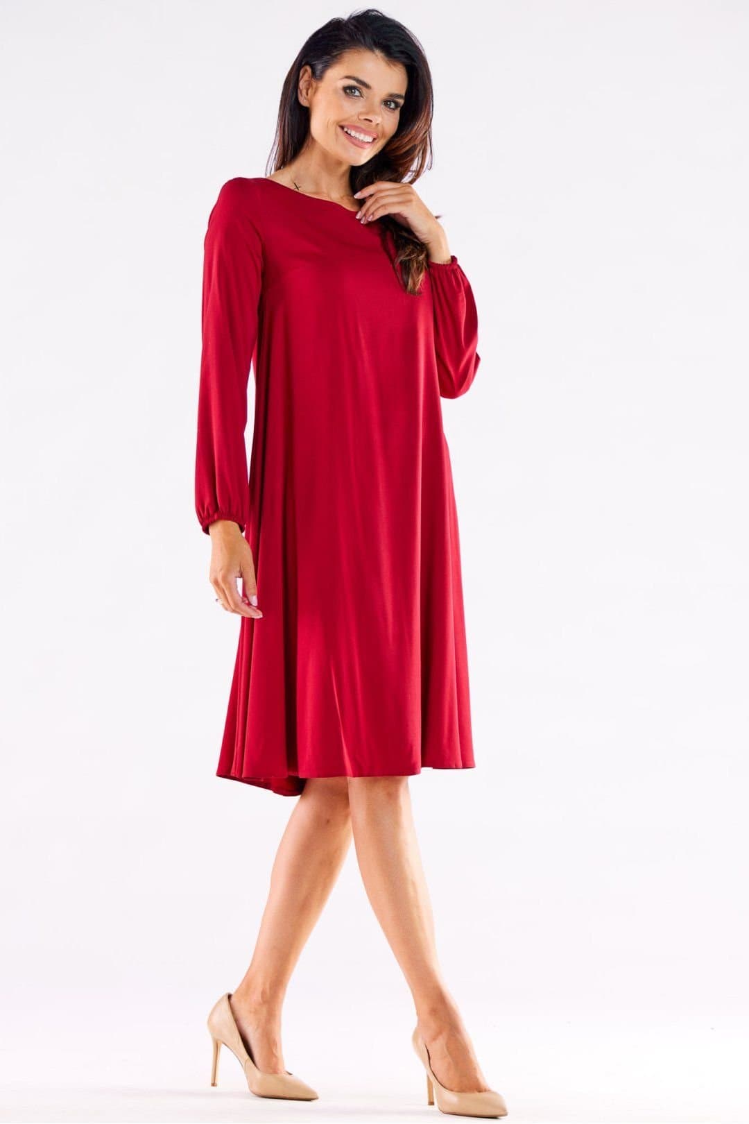 Love Lace Love Lace Women's Trapezoidal Long Sleeve Dress With Extended Back in Red