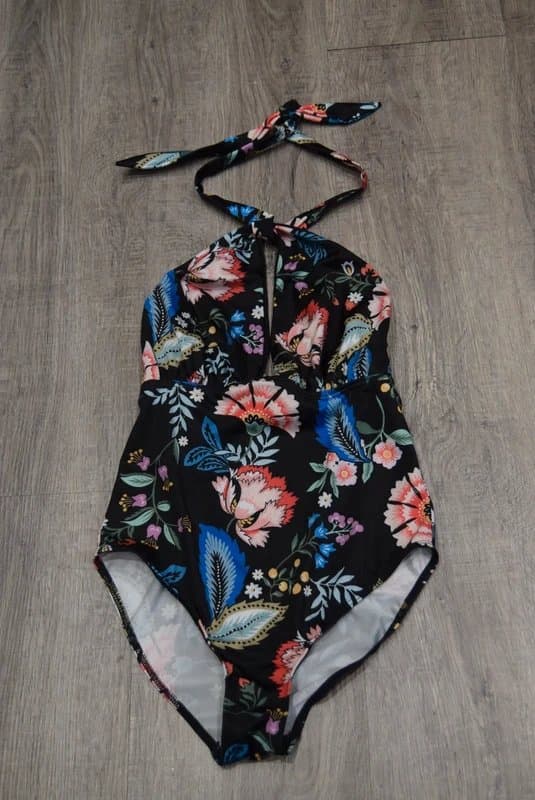 ASOS ASOS halter neck floral inner bust support swimsuit size 6 F Cup    k15
