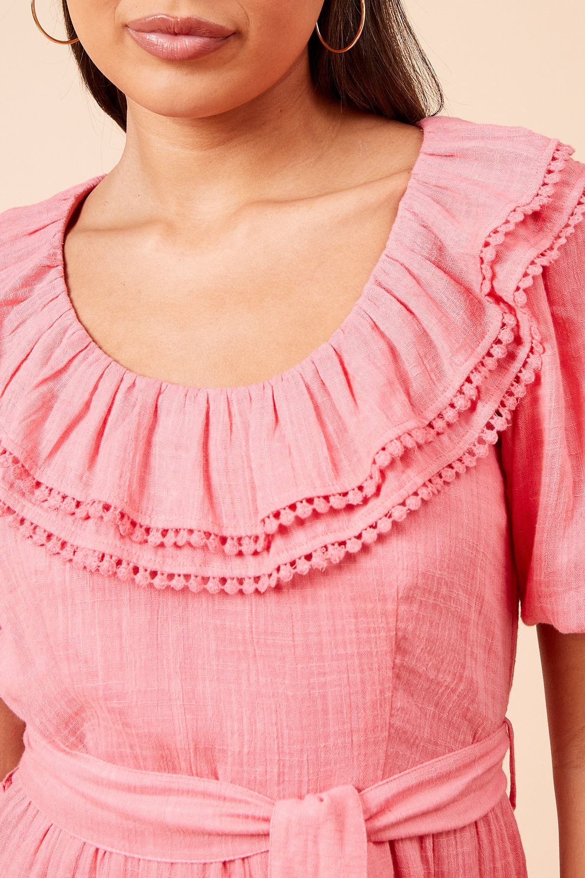 Dorothy Perkins Dorothy Perkins Women's Scoop Neck Ruffle Tiered Midi Dress in Pink - 4