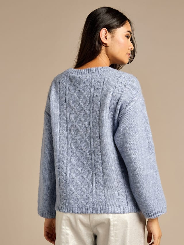 GWD by GEORGE W. DAVIES GWD by GEORGE W. DAVIES Women's GWD Jerica Blue Wool Cable Knit Diamante Jumper - 2
