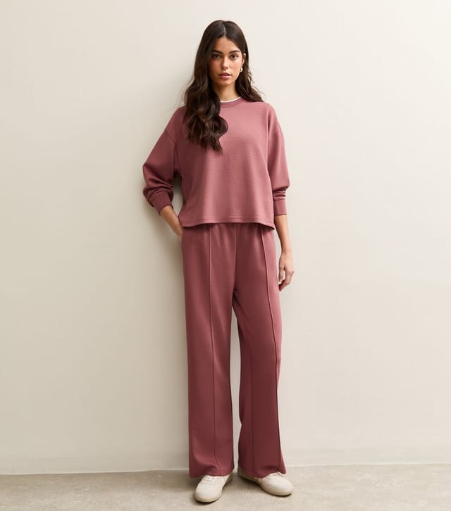 New Look Women's Premium Bright Pink Oversized Crew Neck Sweatshirt New Look - 3