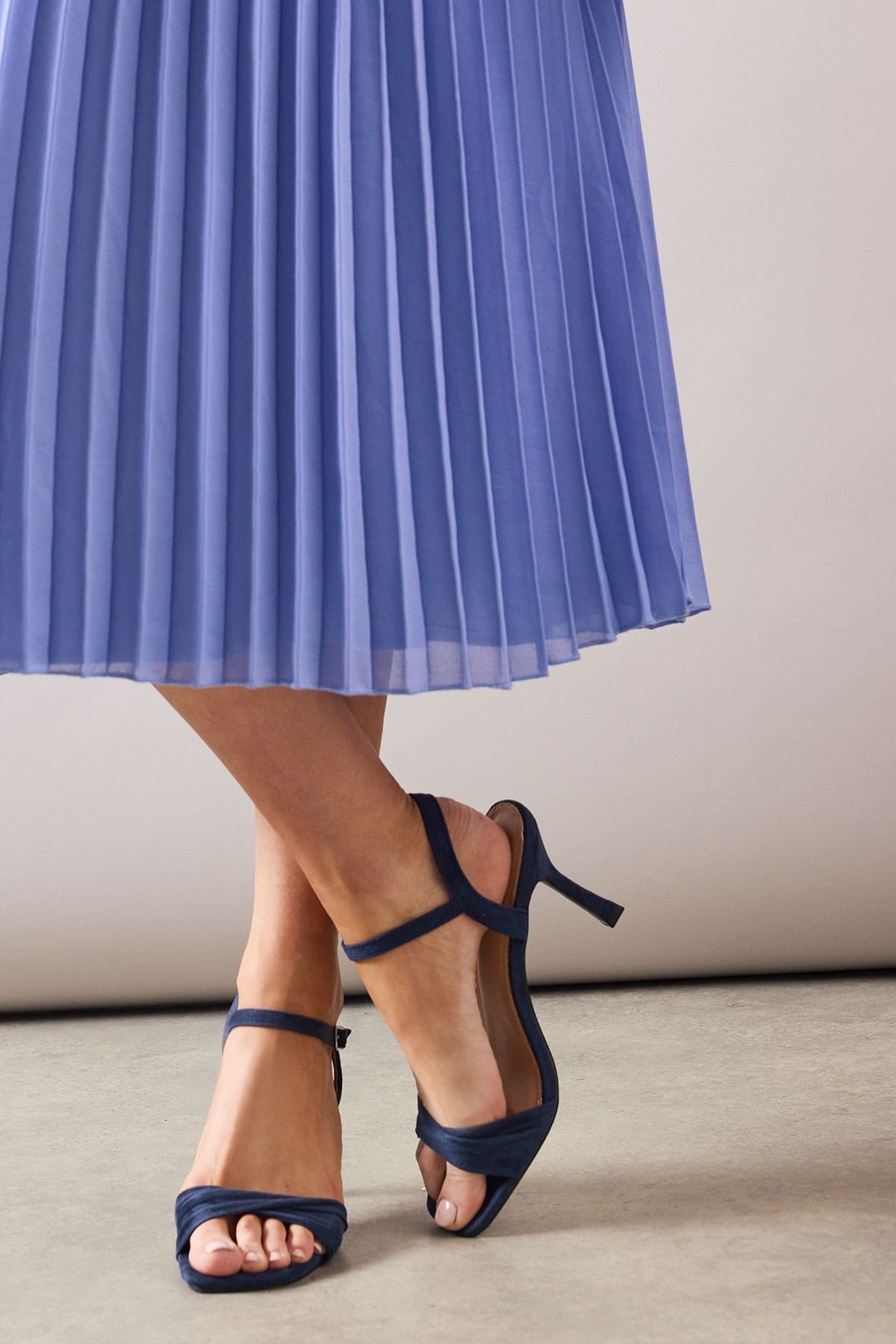 Wallis Wallis Women's Wide Fit Sally Soft Twist Front High Stiletto Heel Sandals in Navy - 3