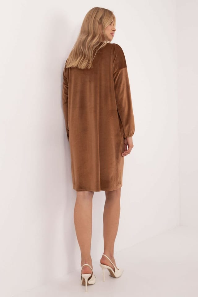 Love Lace Love Lace Women's Velour Everyday Heart Neck Dress with Tag in Brown - 3