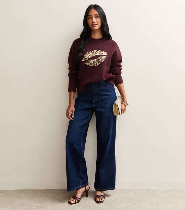New Look Women's Dark Red Sequin Lips Crew Neck Jumper New Look - 3
