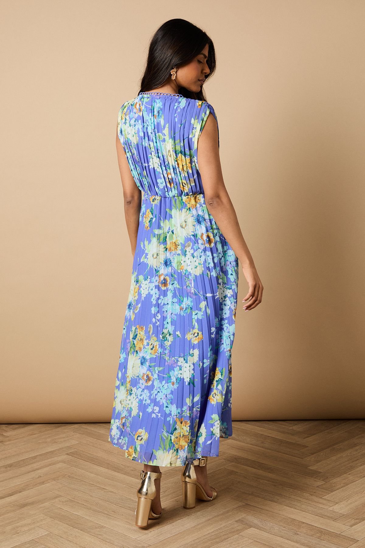 Oasis Oasis Women's Petite Occasion Floral Pleated Wrap Midaxi Dress in Blue - 3