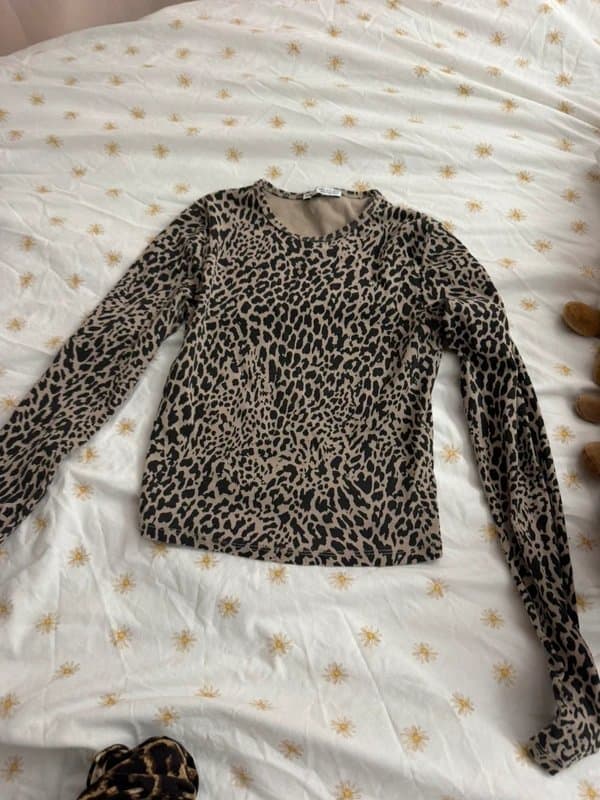 Bershka Bershka Leopard Print Fitted Top