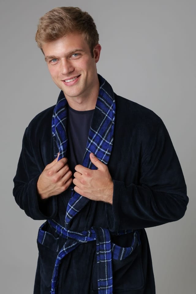 Tokyo Laundry Tokyo Laundry Men's Plush Dressing Gown in Dark Navy - 3