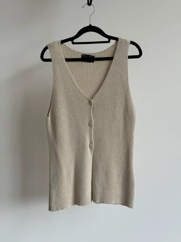 ASOS ASOS knitted waistcoat
