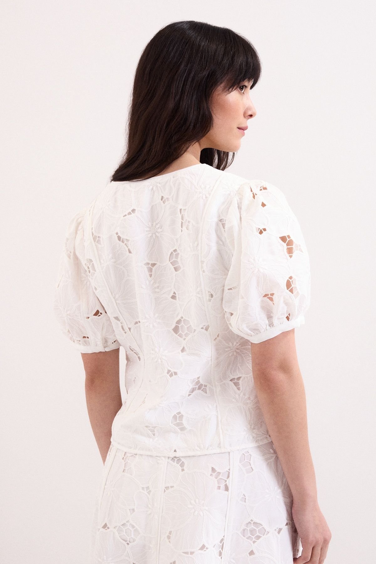 Phase Eight Phase Eight Women's Marina V-Neck Lace Blouse in White - 4